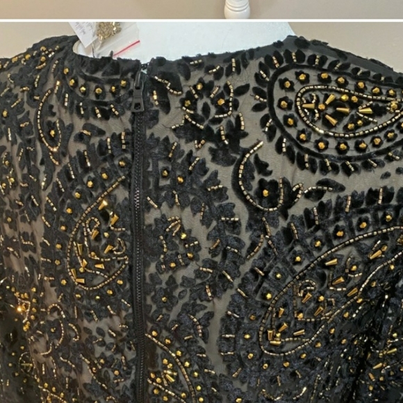 Hello classic very beautiful designer dress - Picture 3 of 13